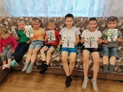 Аппликация. Деревья.