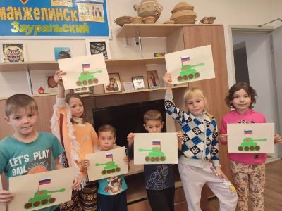 В центре «Искорка» прошли мероприятия, приуроченные ко Дню танкиста.